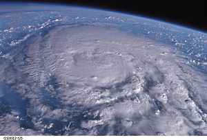 300pxtyphoon_200418_songdajpg
